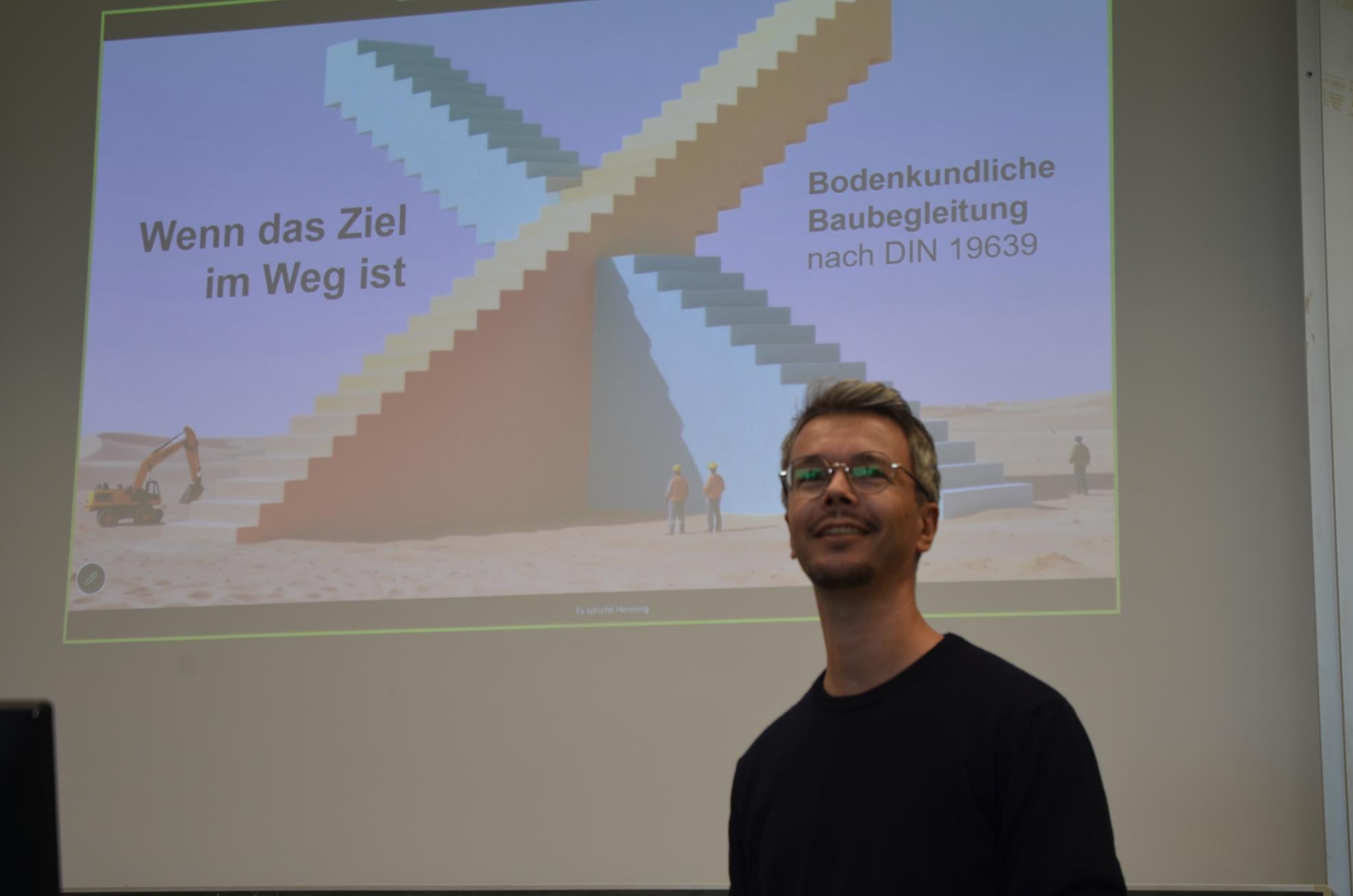 Herr Markus Paepke-Benedikter referierte aus der Baupraxis-Perspektive.