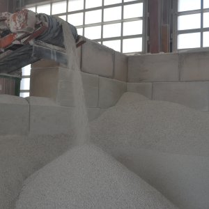 Recycled gypsum from plasterboard processing