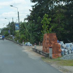 "Snapshots" of construction activities in Vietnam. Picture: Prof Dr Petra Schneider