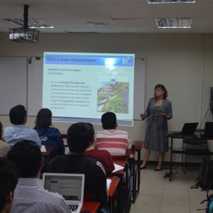 At ESPOL University in Guayaquil, Ecuador, we taught 'Green Infrastructure for Climate Change Adaptation' in the new Master's programme in Climate Change.